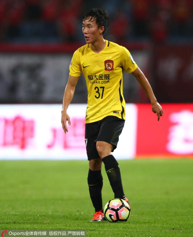 萧常坤急忙说：爸可不是信不过你啊，爸是这会儿有点疼得厉害，先去看看。